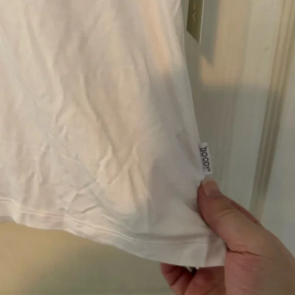 BOODY White V-Neck Short Sleeve Tee - Picture 4 of 8